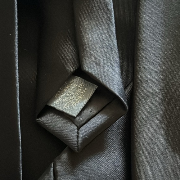 Madison solid black polyester Sateen w/tiebar men’s tie new - Picture 4 of 6